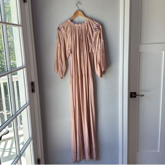 Melissa Odabash Sienna Embroidered Rose Blush Pink Maxi Dress - Picture 7 of 9